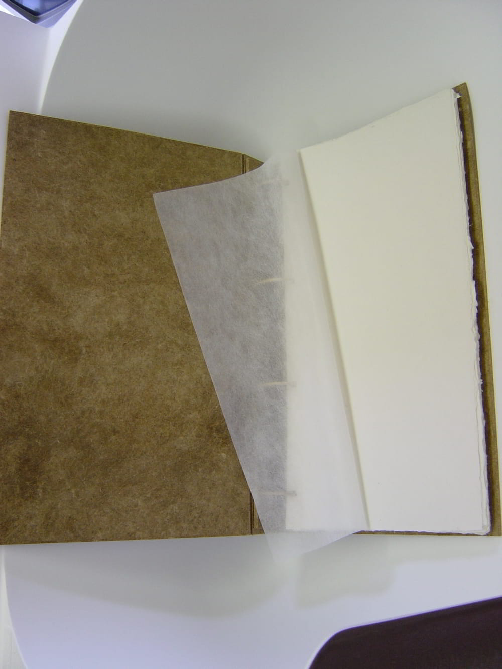 Wedding album etra large, leather-look finish, deckle edged pages 